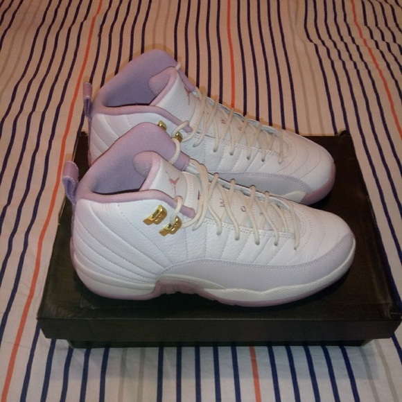 Jordan Retro 12 Premium HC (Plum Fog) - Picture 2 of 8